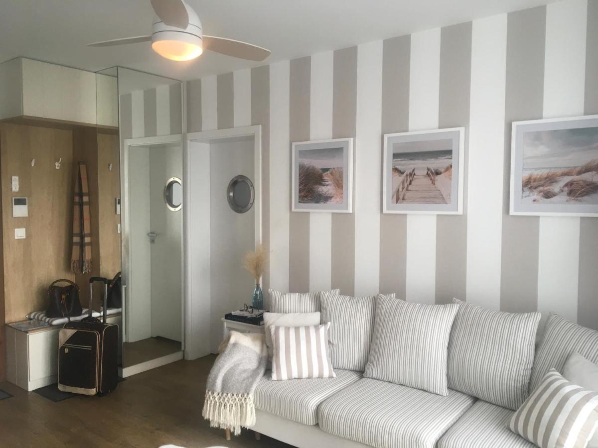 Apartament Marine Holiday Elblag - Winda -Parking W Hali Garazowej -Gratis -Business Stays エクステリア 写真