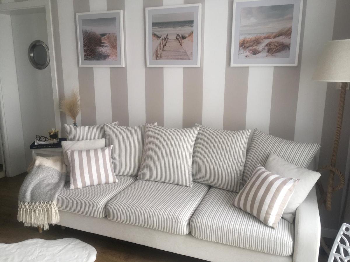 Apartament Marine Holiday Elblag - Winda -Parking W Hali Garazowej -Gratis -Business Stays エクステリア 写真