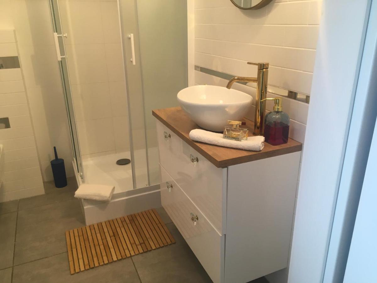 Apartament Marine Holiday Elblag - Winda -Parking W Hali Garazowej -Gratis -Business Stays エクステリア 写真