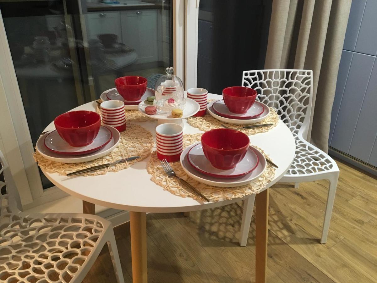 Apartament Marine Holiday Elblag - Winda -Parking W Hali Garazowej -Gratis -Business Stays エクステリア 写真