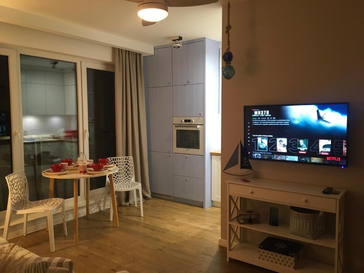 Apartament Marine Holiday Elblag - Winda -Parking W Hali Garazowej -Gratis -Business Stays エクステリア 写真